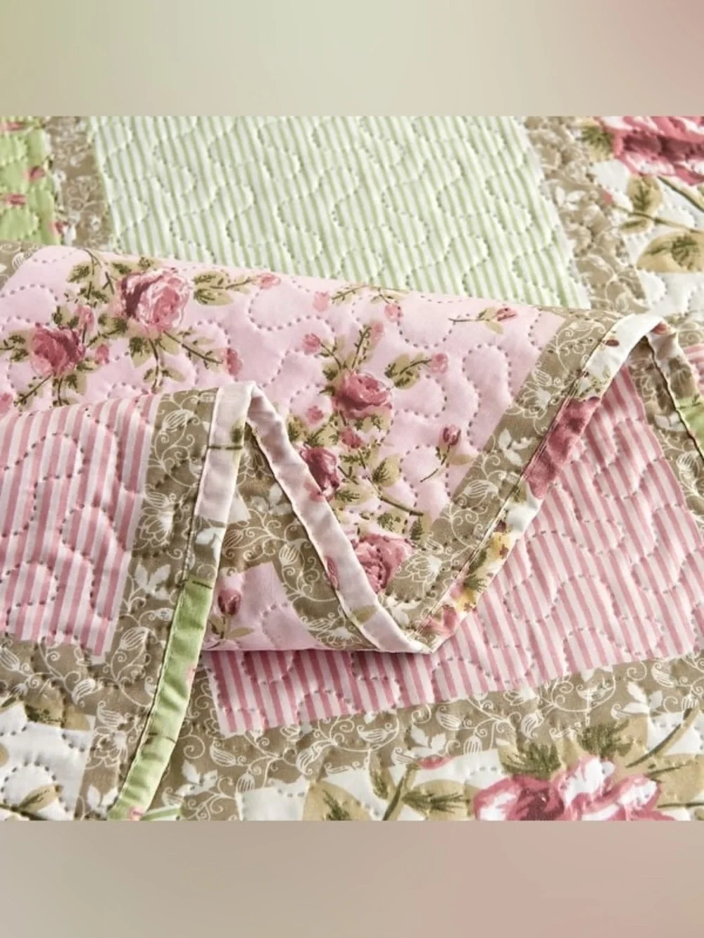 Vintage Rose Reversible Quilt Set, Bedspread, patchwork floral cottagecore JML